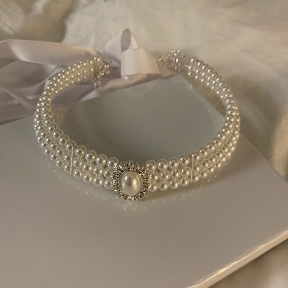 Pearl Choker with Ribbon Ties - Picture 1 of 5